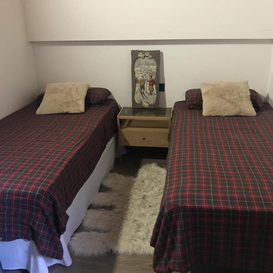 Tuca Del Mont Apartman Benasque Kültér fotó