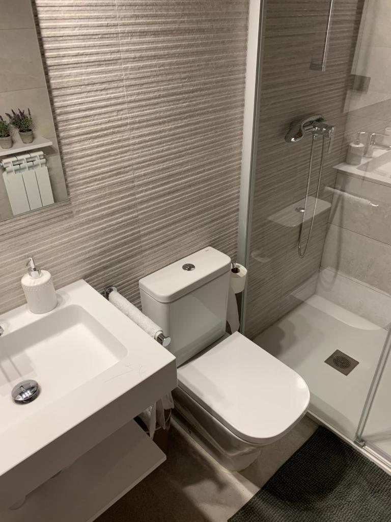 Tuca Del Mont Apartman Benasque Kültér fotó